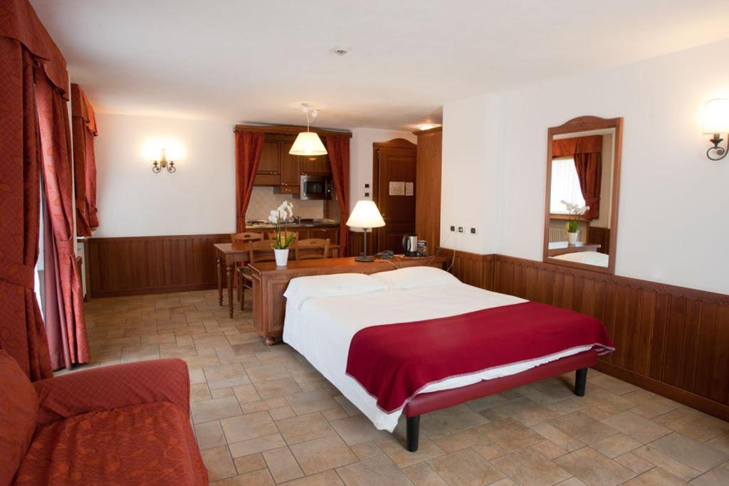 Residence Le Grand Chalet Courmayeur Zewnętrze zdjęcie