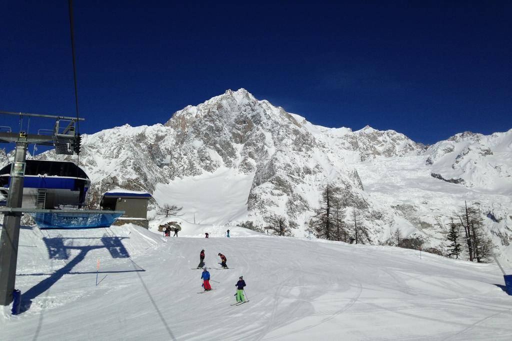 Residence Le Grand Chalet Courmayeur Zewnętrze zdjęcie