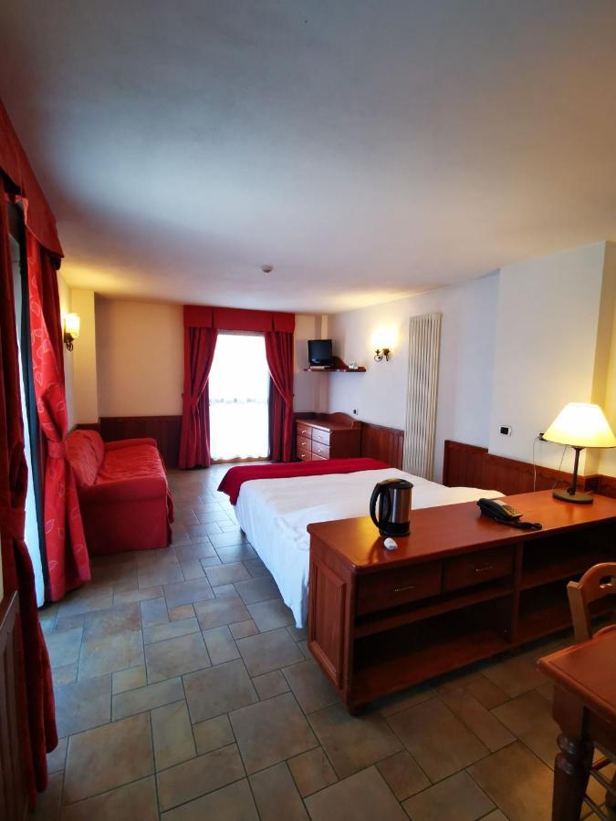 Residence Le Grand Chalet Courmayeur Zewnętrze zdjęcie